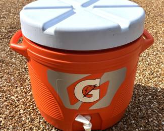 Gatorade 7 gallon water cooler with spigot.