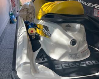 BUY IT NOW! $17,000.00.  A 2019 Yamaha FX Limited Waverunner Jet ski & 2007 Seadoo GT1, 4Tec, Jet ski, includes 2019 Triton trailer.