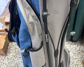 Taylor Made carry golf bag.