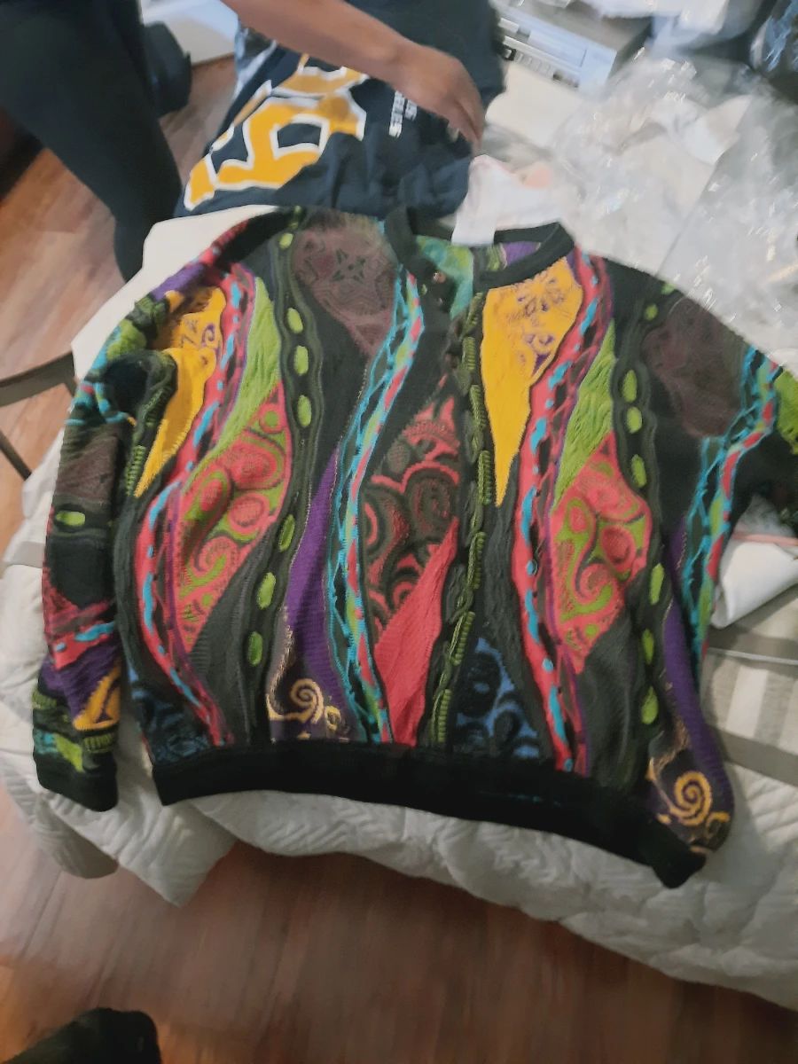 Unique men Sweaters - Googi (2)