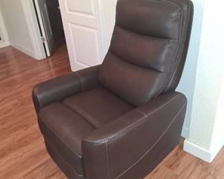 Party House Lounge Chair