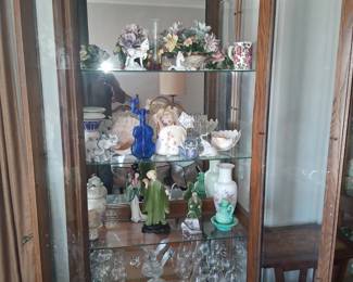 Figurines