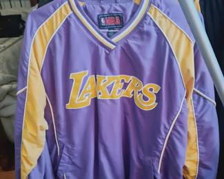Lakers Pull over