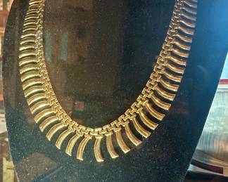 Solid gold vintage necklace