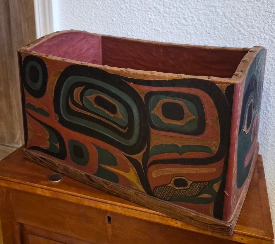 Haida/Tlingit Bentwood Bowl early 20th c.