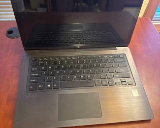 Sony VAIO Fit 15A SVF15N Multi-Flip Laptop