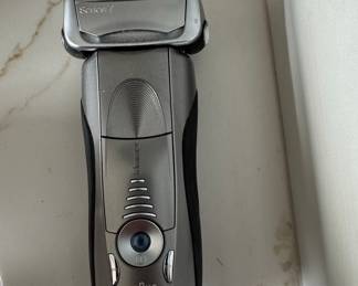 Braun Series 7 7893s Electric Shaver