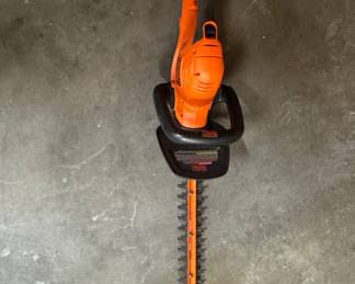 Black+Decker 20-Inch Hedge Trimmer