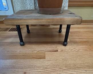 Industrial Pipe Plant Stand