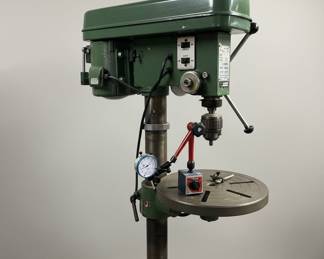 Cummins Industrial 5-Speed Drill Press