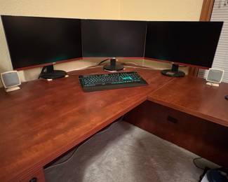 Custom Gaming PC with Intel i9-9900K and RTX 2070 SUPER