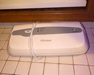 Rival Seal-a-Meal VS106 Vacuum Food Sealer