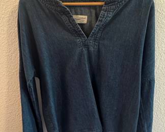 Universal Thread Denim Popover Blouse