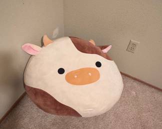 Squishmallows Ronnie the Cow 24 inch Jumbo