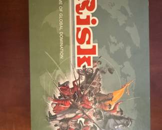 Parker Brothers Risk: The Game of Global Domination (2003 Edition)