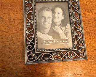 Ornate Filigree Rhinestone Picture Frame 2.5x3.5"