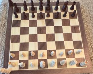 Drueke Style Chess Set with Walnut and Maple Board