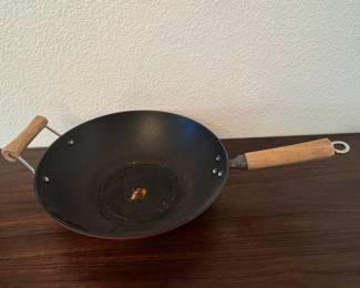 Carbon Steel Wok with Wooden Handles