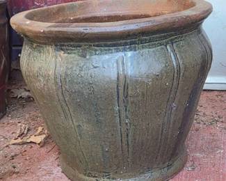 46 GreenVerticalRaisedStripeGlazedTerracottaPot