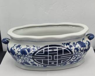 159 BombayCompanyChinoiserieBlueWhitePorcelainLongevityPlanter