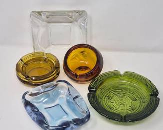 140 VintageGlassAshtrayTrinketDishes