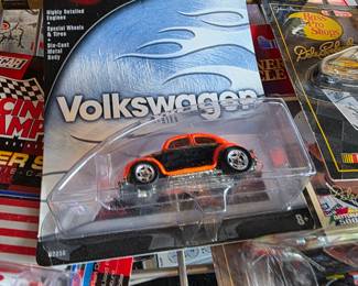 100% Hot Wheels Volkswagen Series VW Beetle