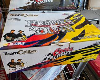 Team Caliber Owners Series 1:24 scale die-cast replica