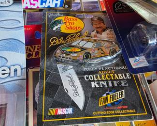 Dale Earnhardt #3 Bass Pro Shops "Fan Fueler" Collectible Pocket Knife