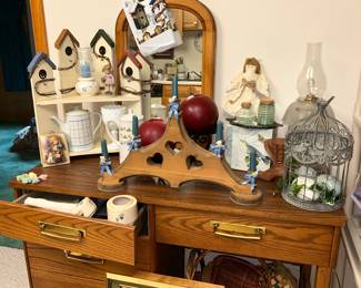 Granny Core Heart Candle Holder