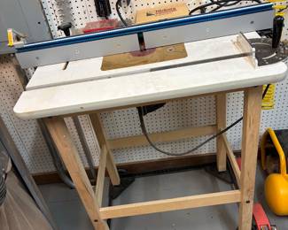 Router table