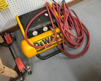 Air compressor
