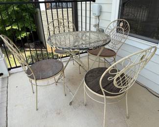 #6 Metal café set w/4 chairs $125