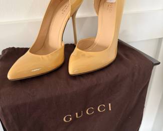 #35 New Authentic Gucci Shoes size 8 $200