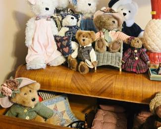 Boyd's Bears