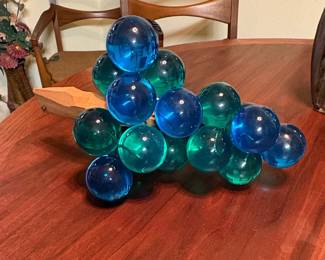 Mid-Century Modern Blue and Green Lucite Grape Cluster