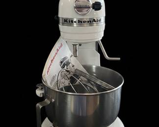 KitchenAid Professional 600 Series 6-Quart Bowl-Lift Stand Mixer