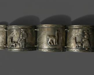 Vintage Chinese Export Silver Repouss Dragon Bracelet second image