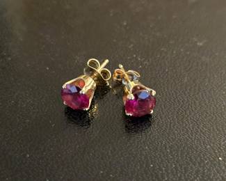 k Gold Rhodolite Garnet Stud Earrings