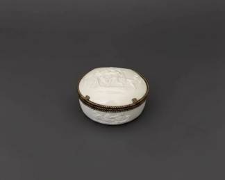 Vintage CapodimonteStyle Porcelain Trinket Box
