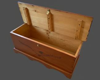 Vintage Lane Cedar Lined Blanket Chest third image