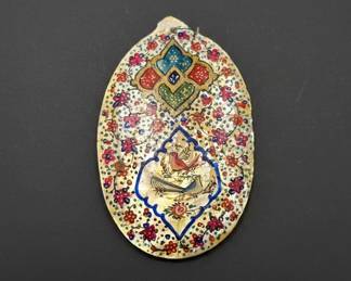 Persian HandPainted MotherofPearl Miniature Pendant with GoloMorgh Motif second image