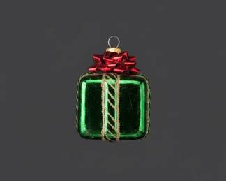 Kringle Glass Traditional Glass Ornament Gift Box Set second image