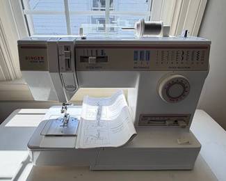 Singer Sewing machine 