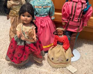 NATIVE AMERICAN SOUVINER DOLLS
