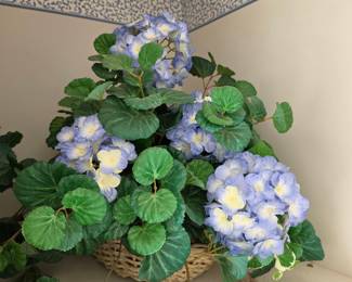 Artificial Hydrangea Floral Arrangement in Woven Basket