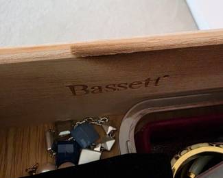 Bassett Furniture Drawer Unit
