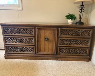 Long dresser