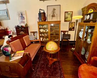 Another parlor, lighted globe RS Prussis, mantle co9ci