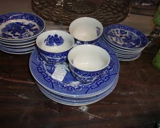 Old BLUE WILLOW Dishes