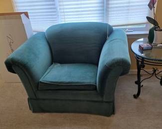 Green Comfort Chair $75